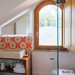 Miataland Bed & Breakfast 4*