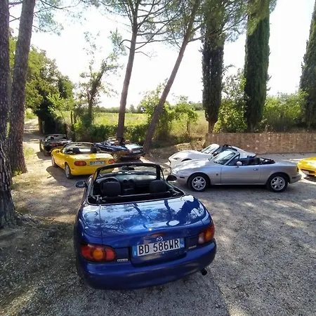 Miataland Bed and breakfast Collazzone