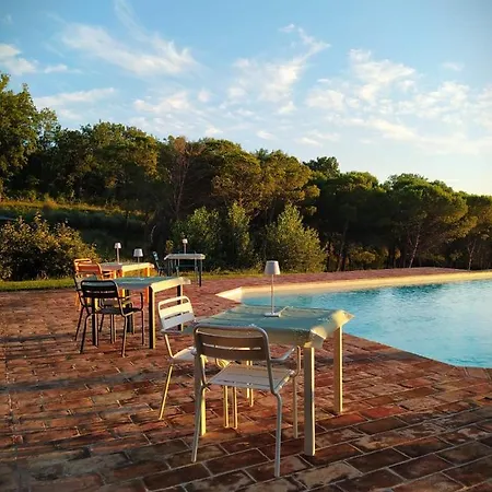 Bed and breakfast Miataland 4*