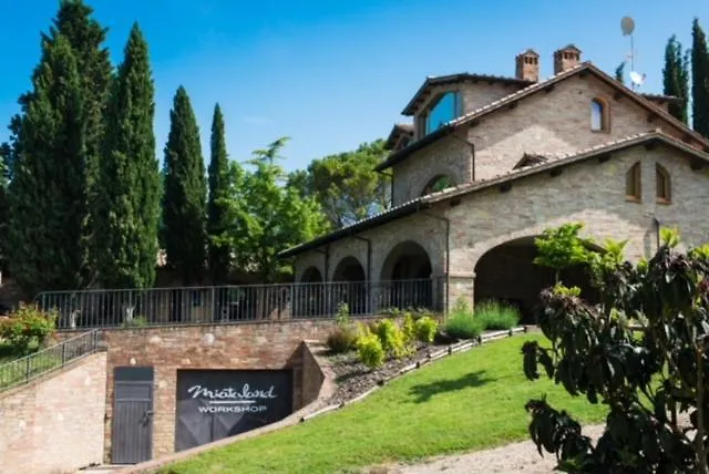 Bed & Breakfast Miataland 4*